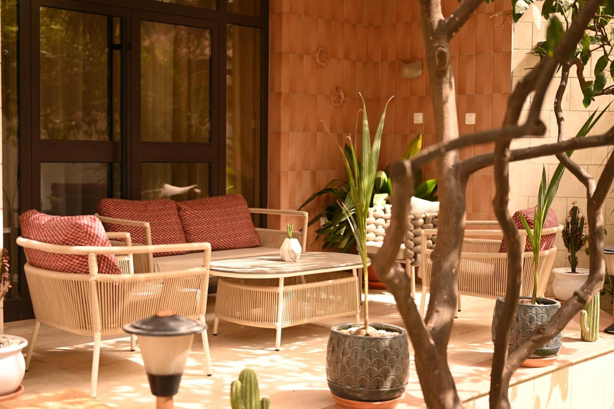 Niche Boutique Hotel Tirana Exteriör bild