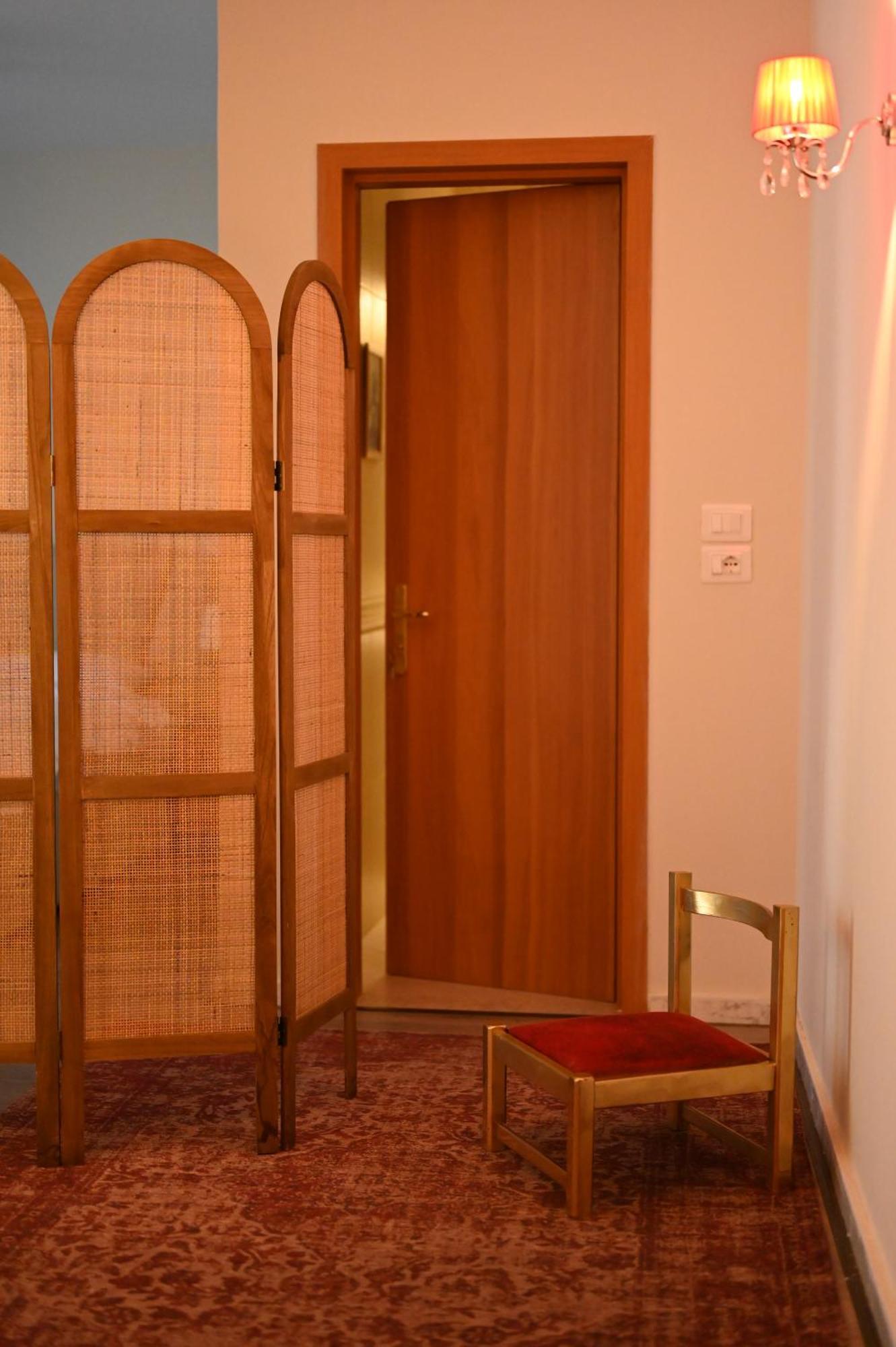 Niche Boutique Hotel Tirana Exteriör bild